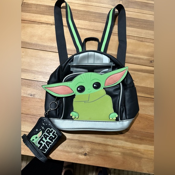 Star Wars Baby Yoda Mini Backpack Star Wars Grogu Zipper Pockets Faux Leather - Picture 1 of 2